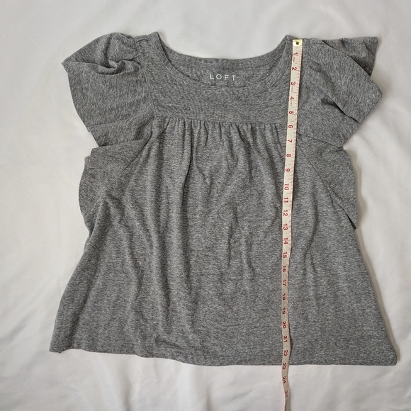 LOFT Gray Ruffle Sleeve Top - Picture 8 of 10